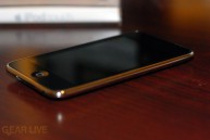 iPod touch 2G: Side