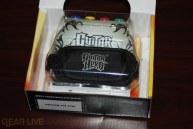 Guitar Hero: On Tour game box open