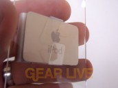 Removing the iPod shuffle