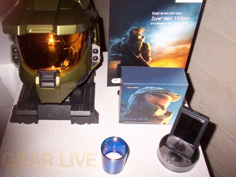 Halo 3 Zune with Halo 3 Legendary Edition
