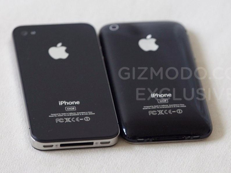 iPhone HD vs iPhone 3GS: The back iPhone HD vs iPhone 3GS: The back