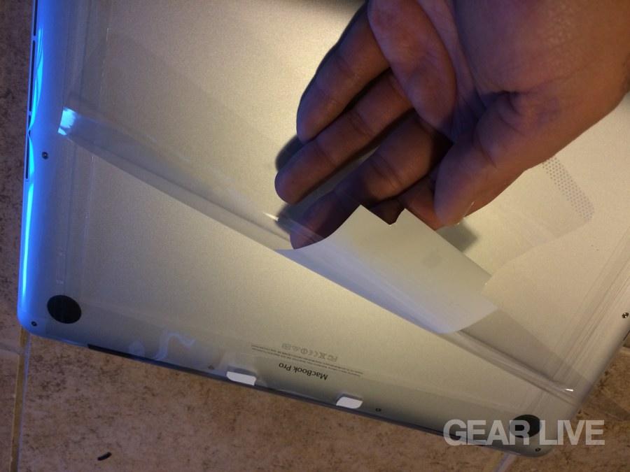 MacBook Pro (late 2013) peeling the plastic